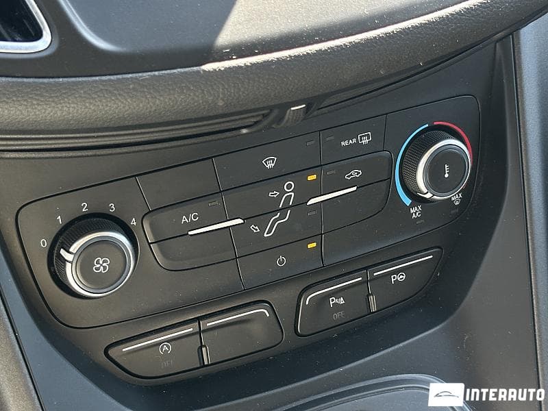 Ford Grand C-MAX 2018 — Миниатюра 10