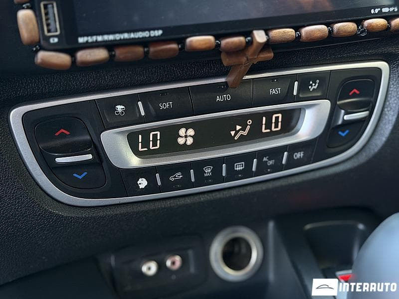 2009 Renault Grand Scenic — Miniatură 13