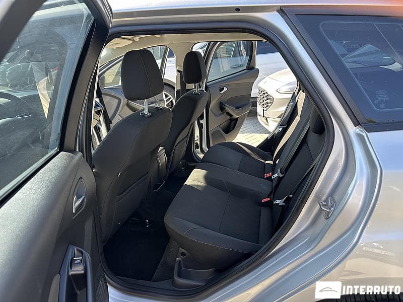 2018 Ford Focus — Miniatură 13
