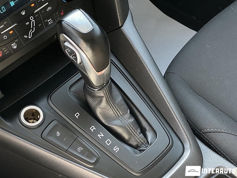 2018 Ford Focus — Miniatură 12