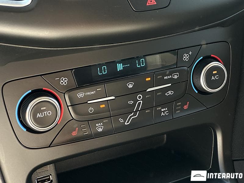 2018 Ford Focus — Miniatură 11
