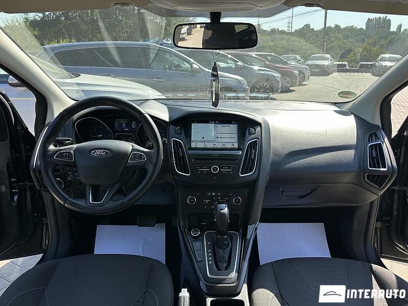 2017 Ford Focus — Miniatură 6