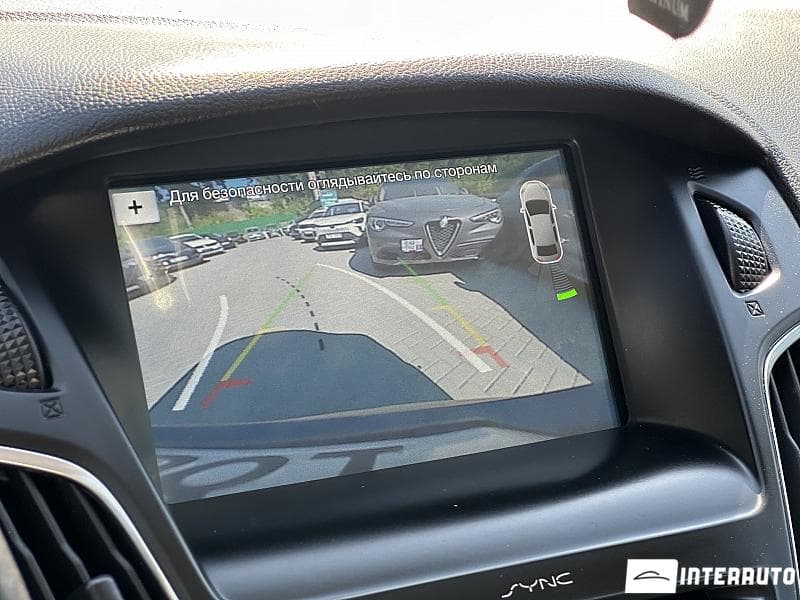 2017 Ford Focus — Miniatură 10
