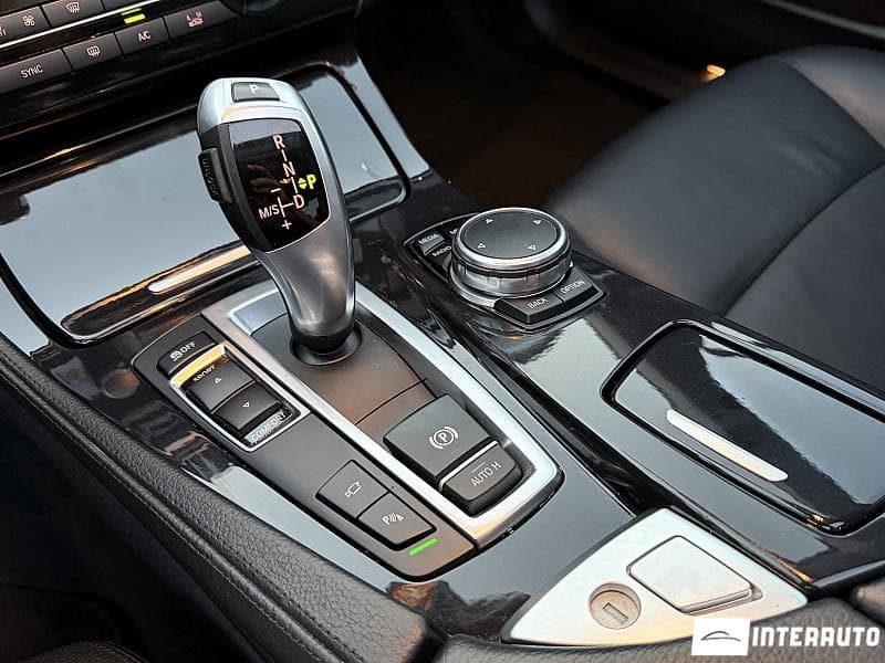 BMW 520 2015 — Миниатюра 18