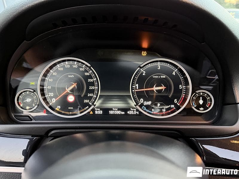 BMW 520 2015 — Миниатюра 13