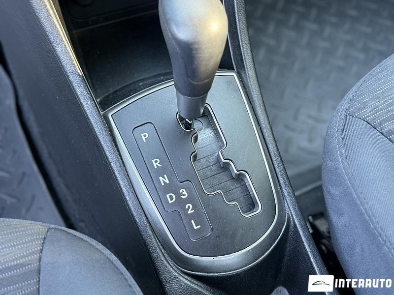 2016 Hyundai Accent — Miniatură 13