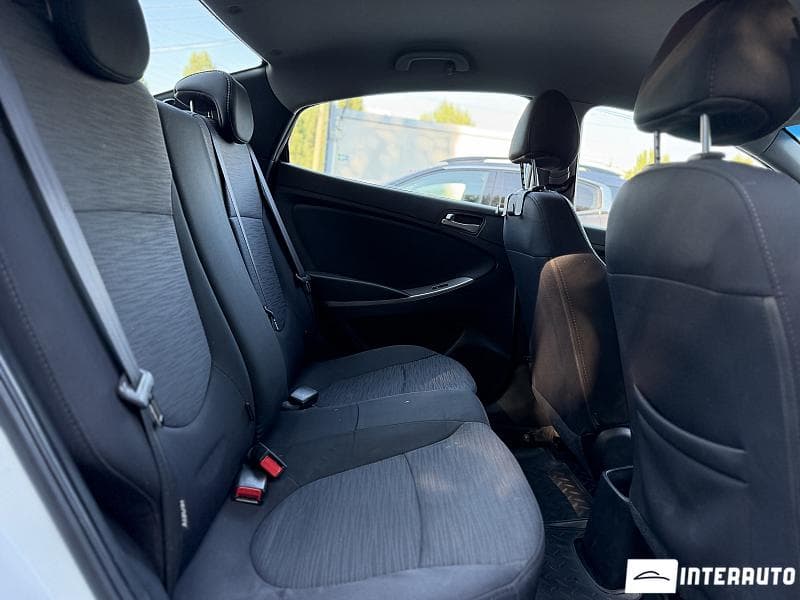 2016 Hyundai Accent — Miniatură 15