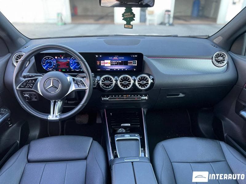 2025 Mercedes EQA 250 — Miniatură 9