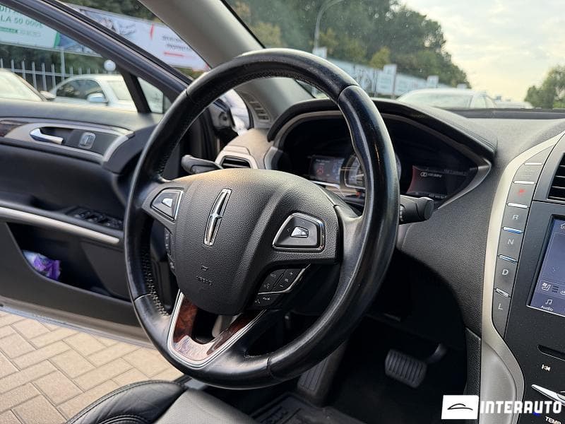 2015 Lincoln MKZ — Miniatură 8