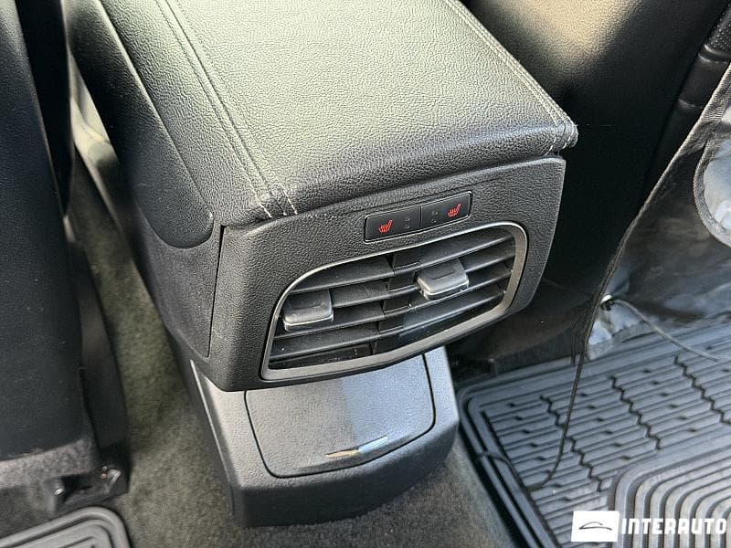 2015 Lincoln MKZ — Miniatură 18