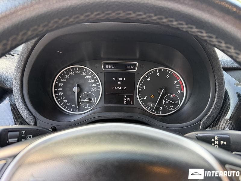 Mercedes B 200 2014 — Миниатюра 10