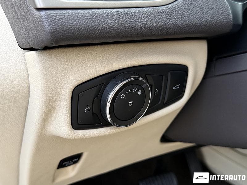 2013 Lincoln MKZ — Miniatură 16