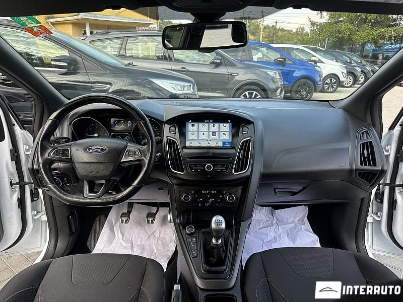 2018 Ford Focus — Miniatură 6
