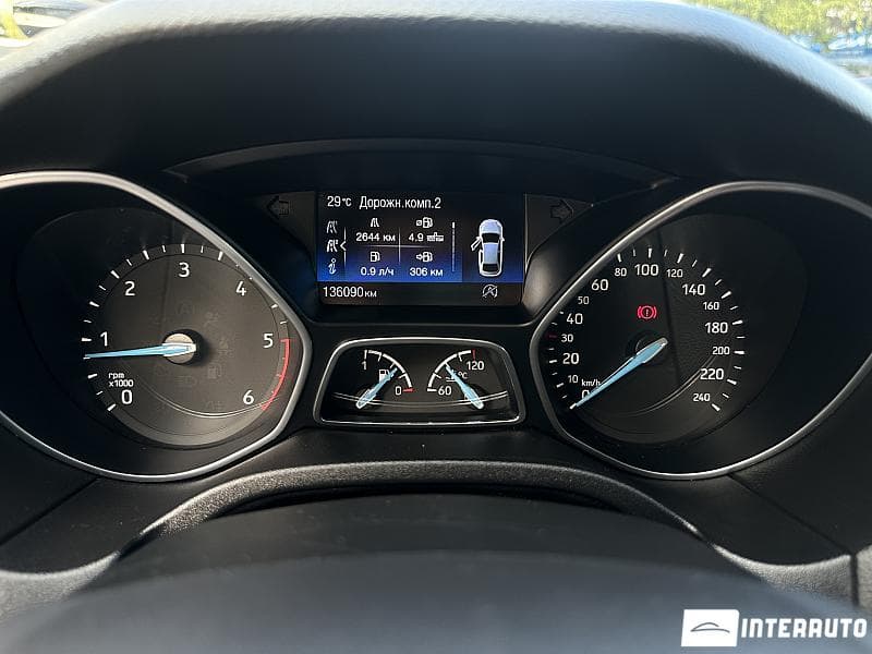 2018 Ford Focus — Miniatură 8