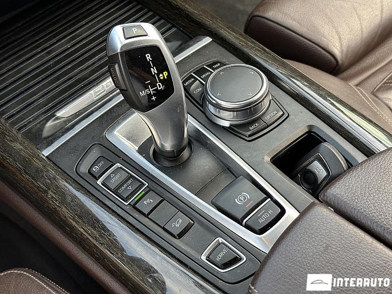 BMW X5 4.0e 2016 — Миниатюра 11