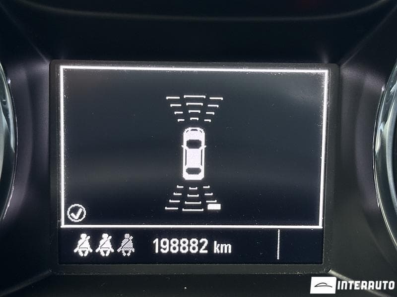 Opel Astra 2017 — Миниатюра 8