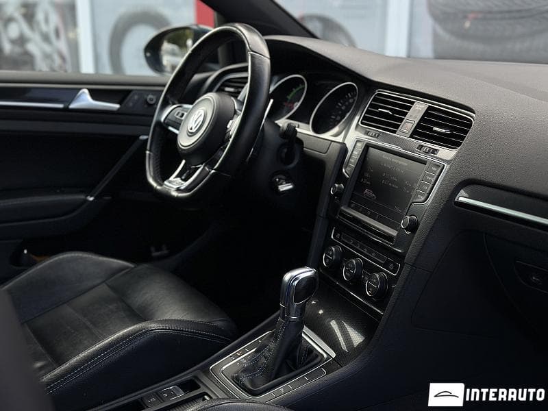 Volkswagen Golf GTE 2015 — Миниатюра 18