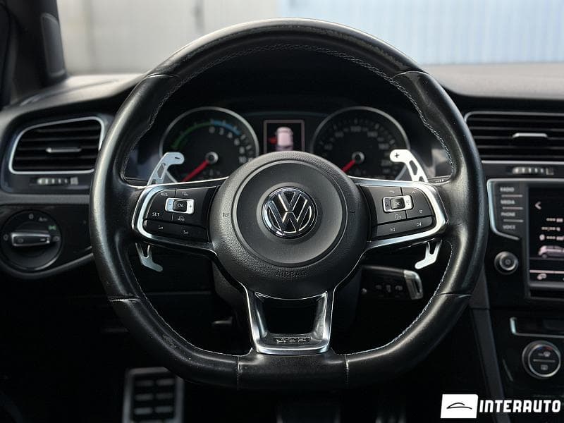 Volkswagen Golf GTE 2015 — Миниатюра 11