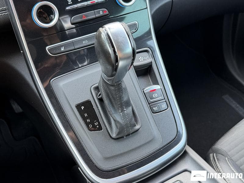 2016 Renault Scenic — Miniatură 17