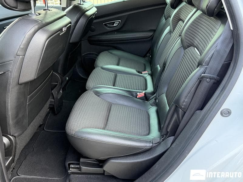 2016 Renault Scenic — Miniatură 19