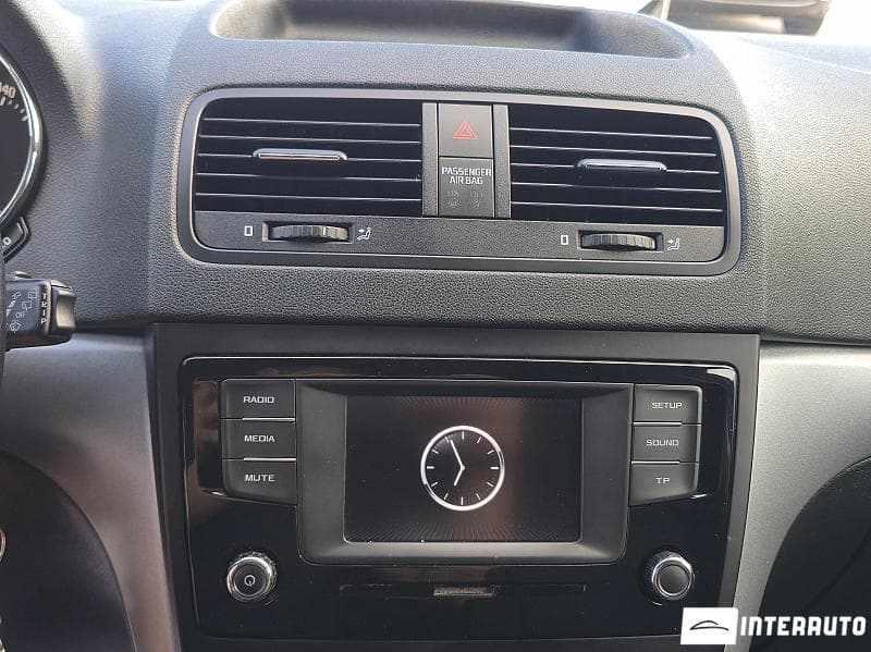Skoda Yeti 2015 — Миниатюра 8
