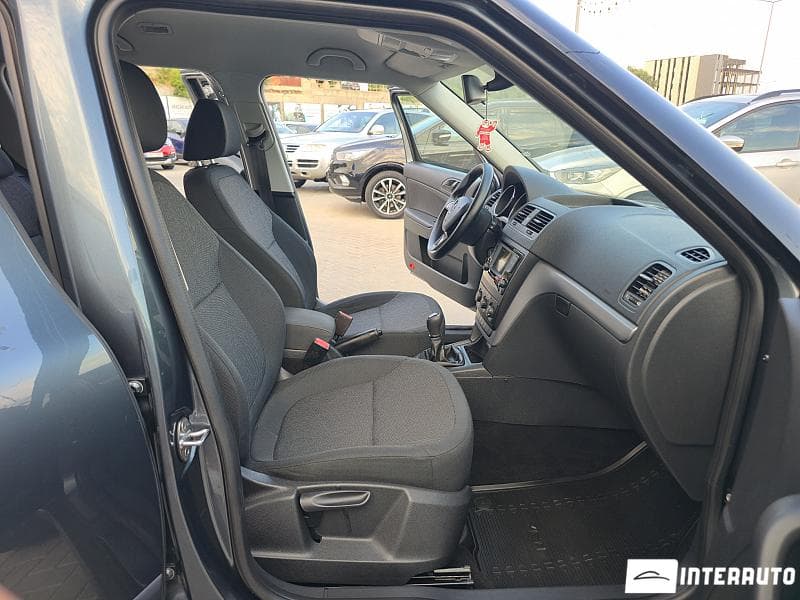 Skoda Yeti 2015 — Миниатюра 14