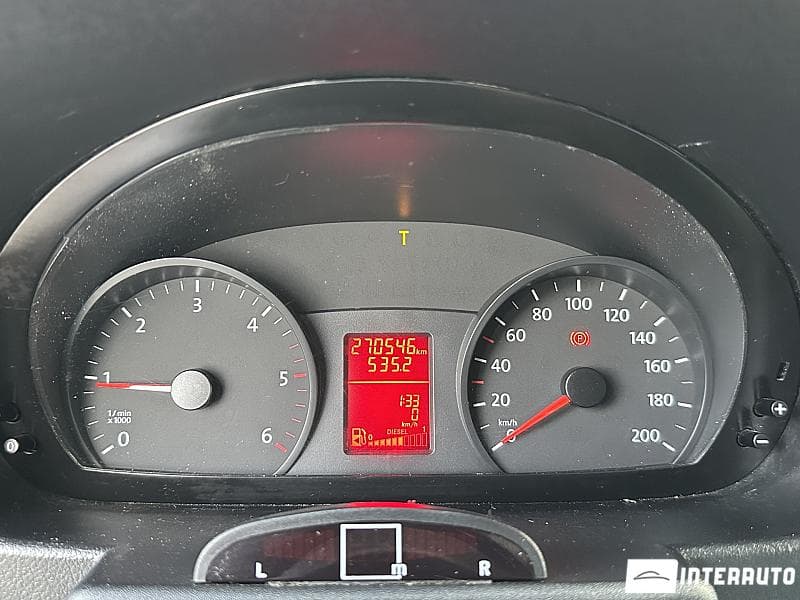 Volkswagen Crafter 2011 — Миниатюра 8