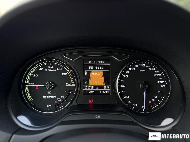 2015 Audi A3 E-tron — Miniatură 11