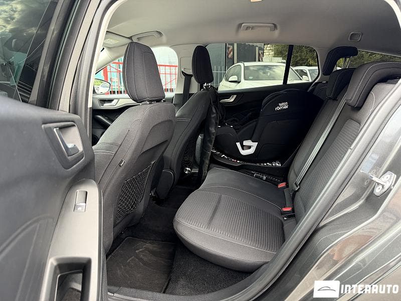 2019 Ford Focus — Miniatură 7