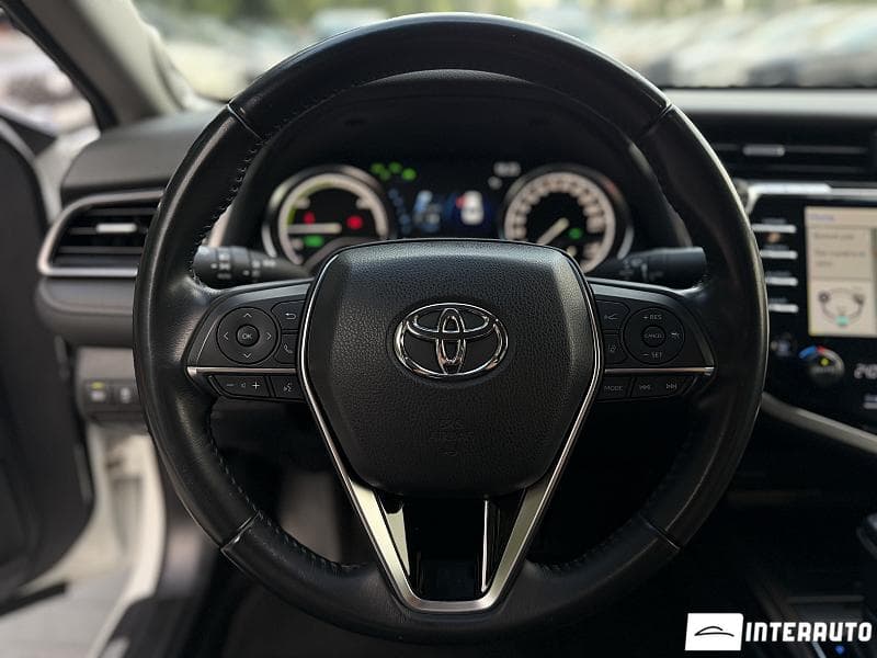 Toyota Camry 2019 — Миниатюра 12