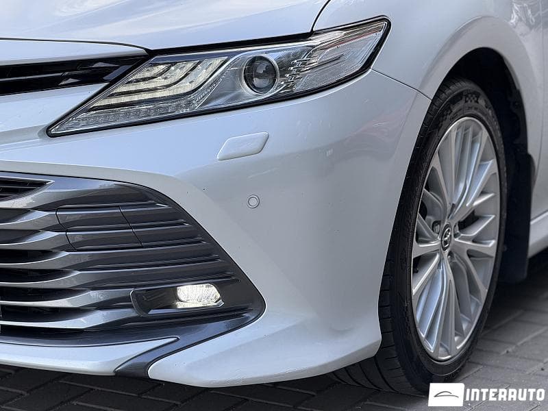 Toyota Camry 2019 — Миниатюра 5