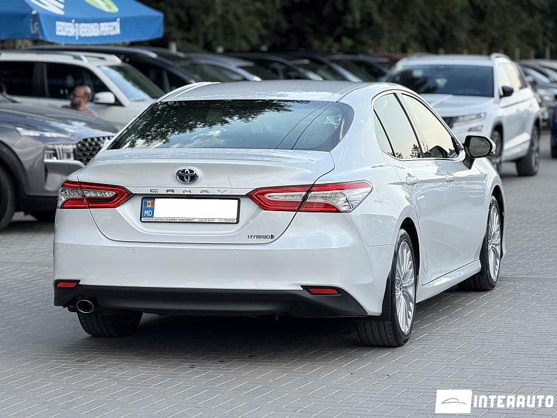 Toyota Camry 2019 — Миниатюра 4