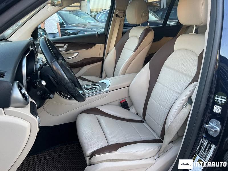 2019 Mercedes GLC 350e — Miniatură 9