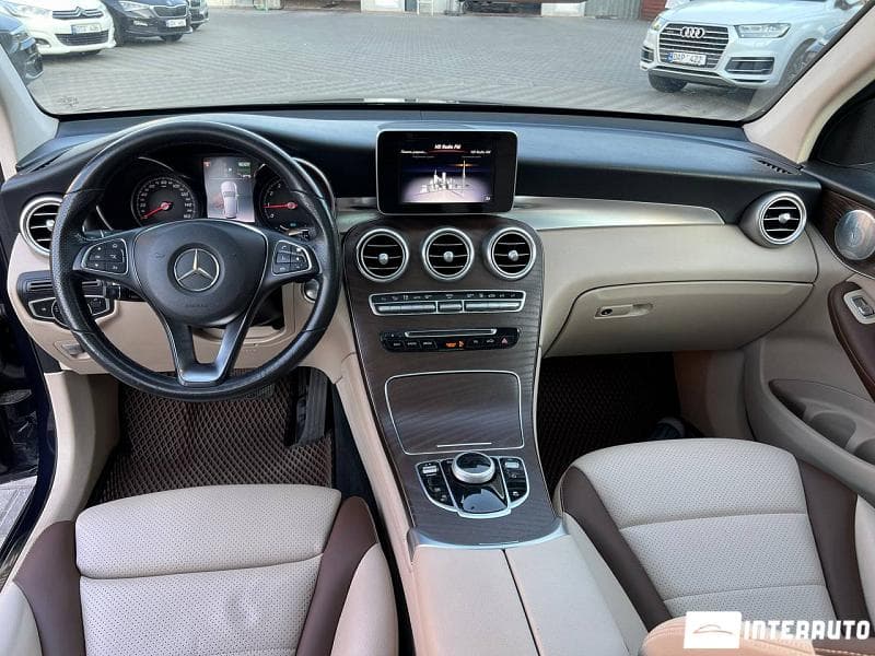 2019 Mercedes GLC 350e — Miniatură 11