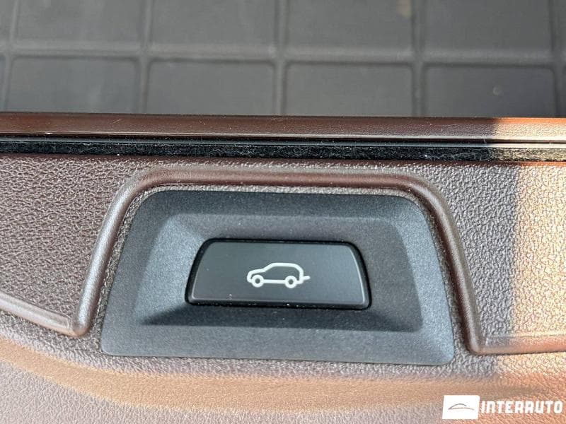 BMW X5 4.0i 2019 — Миниатюра 21