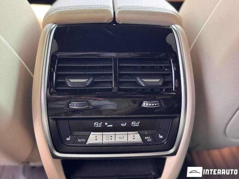 BMW X5 4.0i 2019 — Миниатюра 19