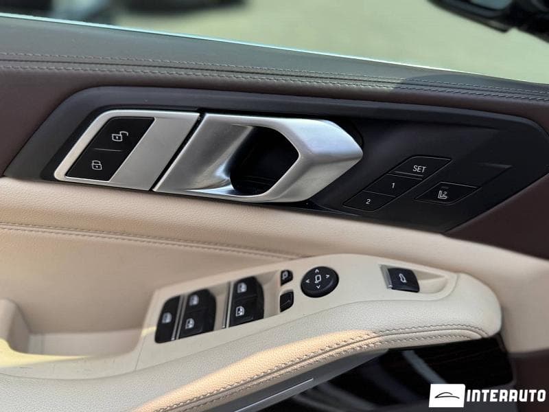 BMW X5 4.0i 2019 — Миниатюра 7