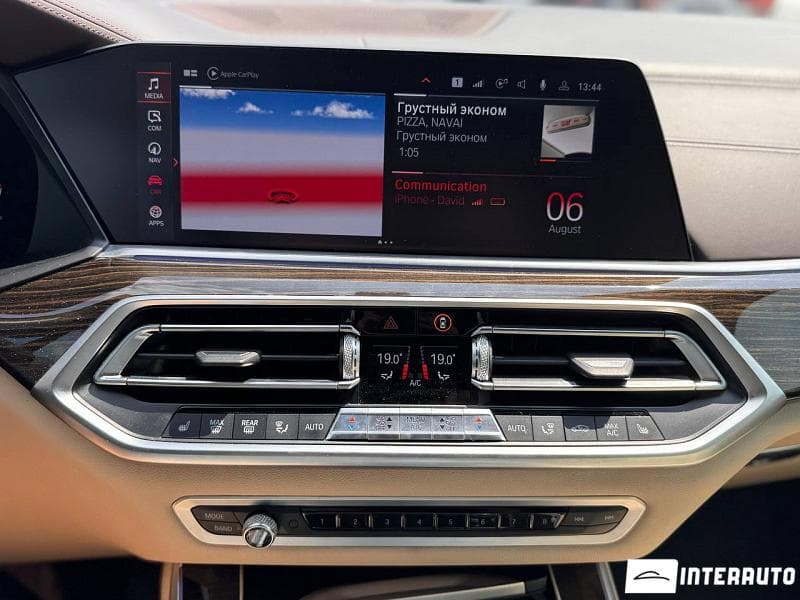 BMW X5 4.0i 2019 — Миниатюра 13