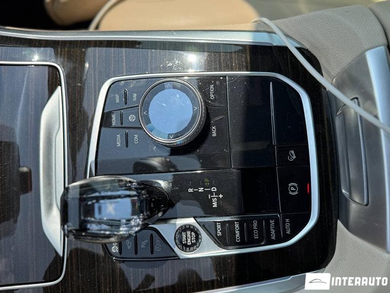BMW X5 4.0i 2019 — Миниатюра 15