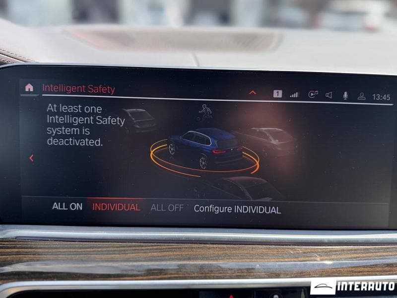 BMW X5 4.0i 2019 — Миниатюра 12