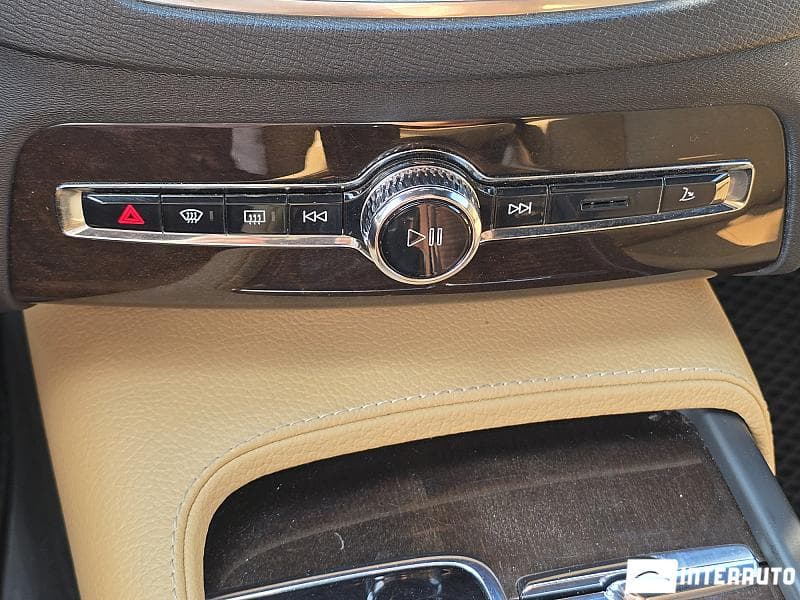 2015 Volvo XC 90 — Miniatură 11