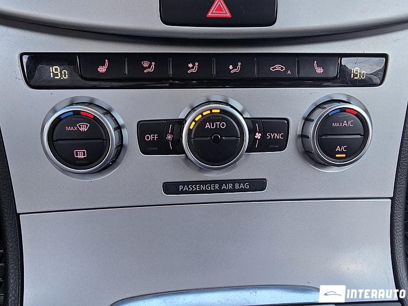 2012 Volkswagen Passat — Miniatură 10