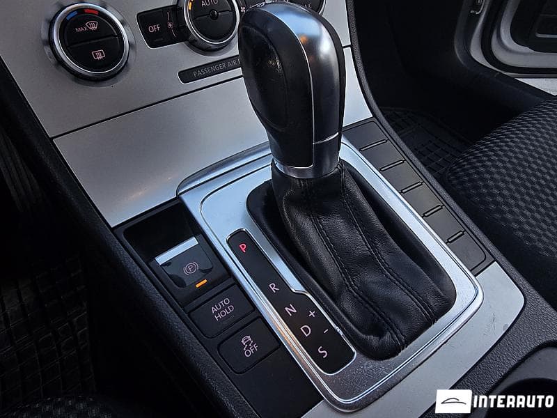 2012 Volkswagen Passat — Miniatură 11