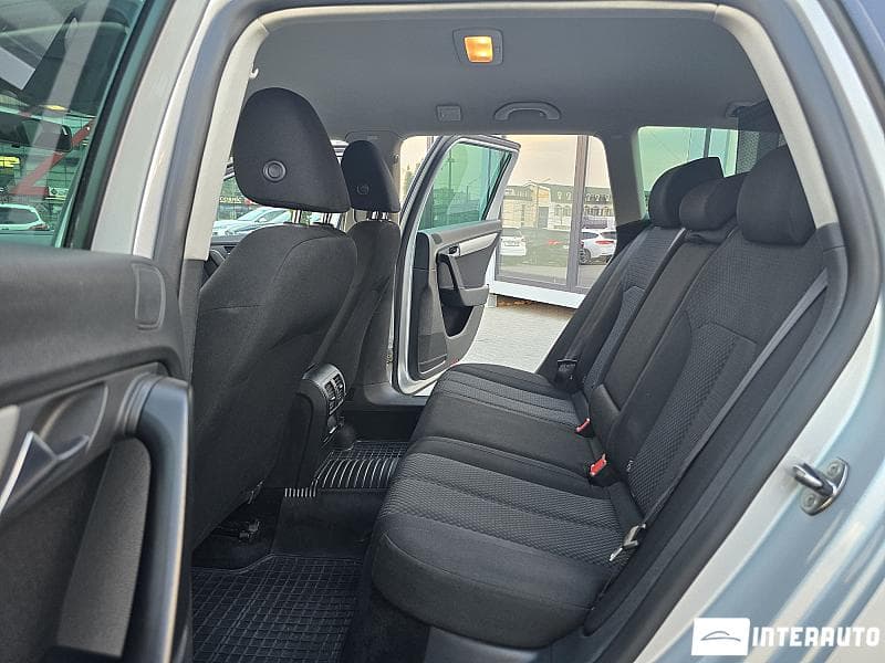 2012 Volkswagen Passat — Miniatură 12
