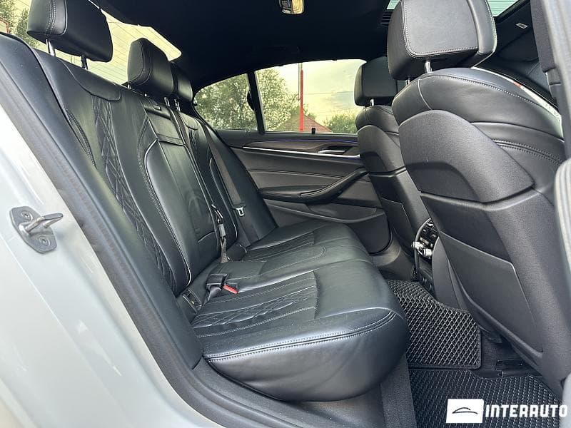 2018 BMW 520 — Miniatură 25