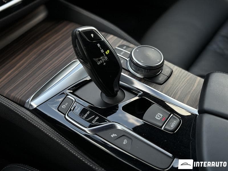 2018 BMW 520 — Miniatură 20