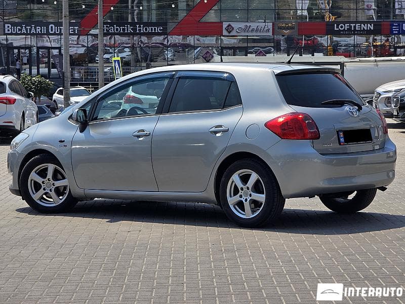 2009 Toyota Auris — Miniatură 4