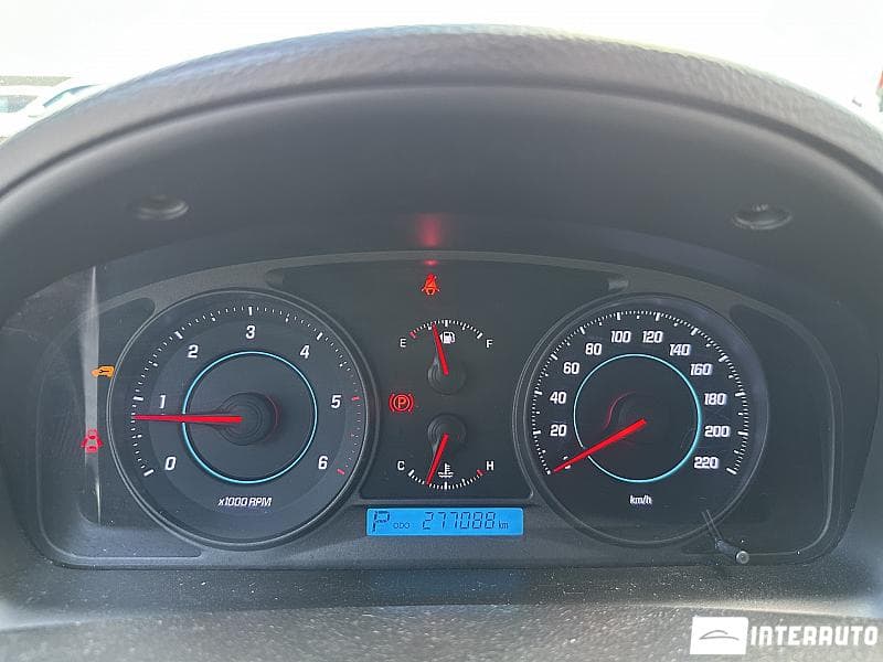 Chevrolet Captiva 2012 — Миниатюра 8