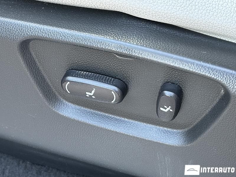 Chevrolet Captiva 2012 — Миниатюра 17