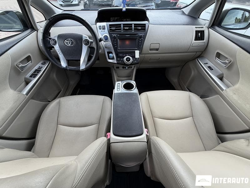 2013 Toyota Prius Plus / V — Miniatură 9